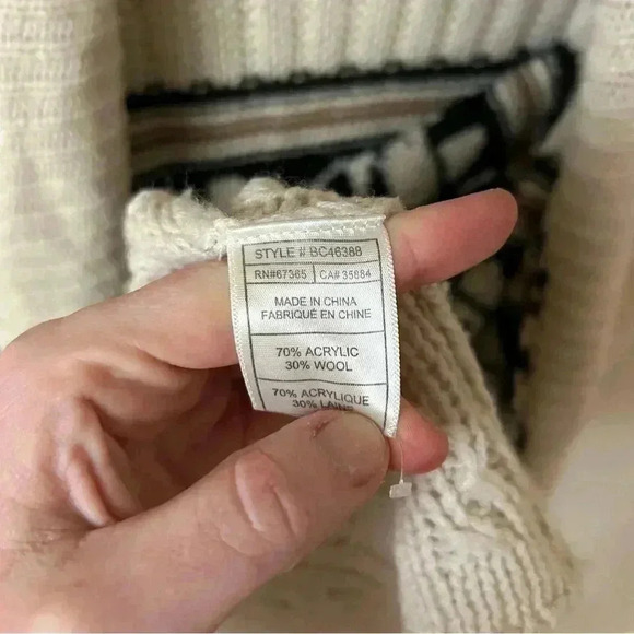 BB Dakota Wool Blend Tribal Aztec Pattern Ivory Knit Cardigan Women’s Size XS - Picture 5 of 7